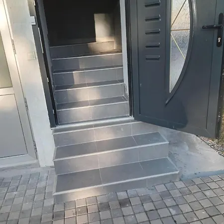 Two Stories House Nelix